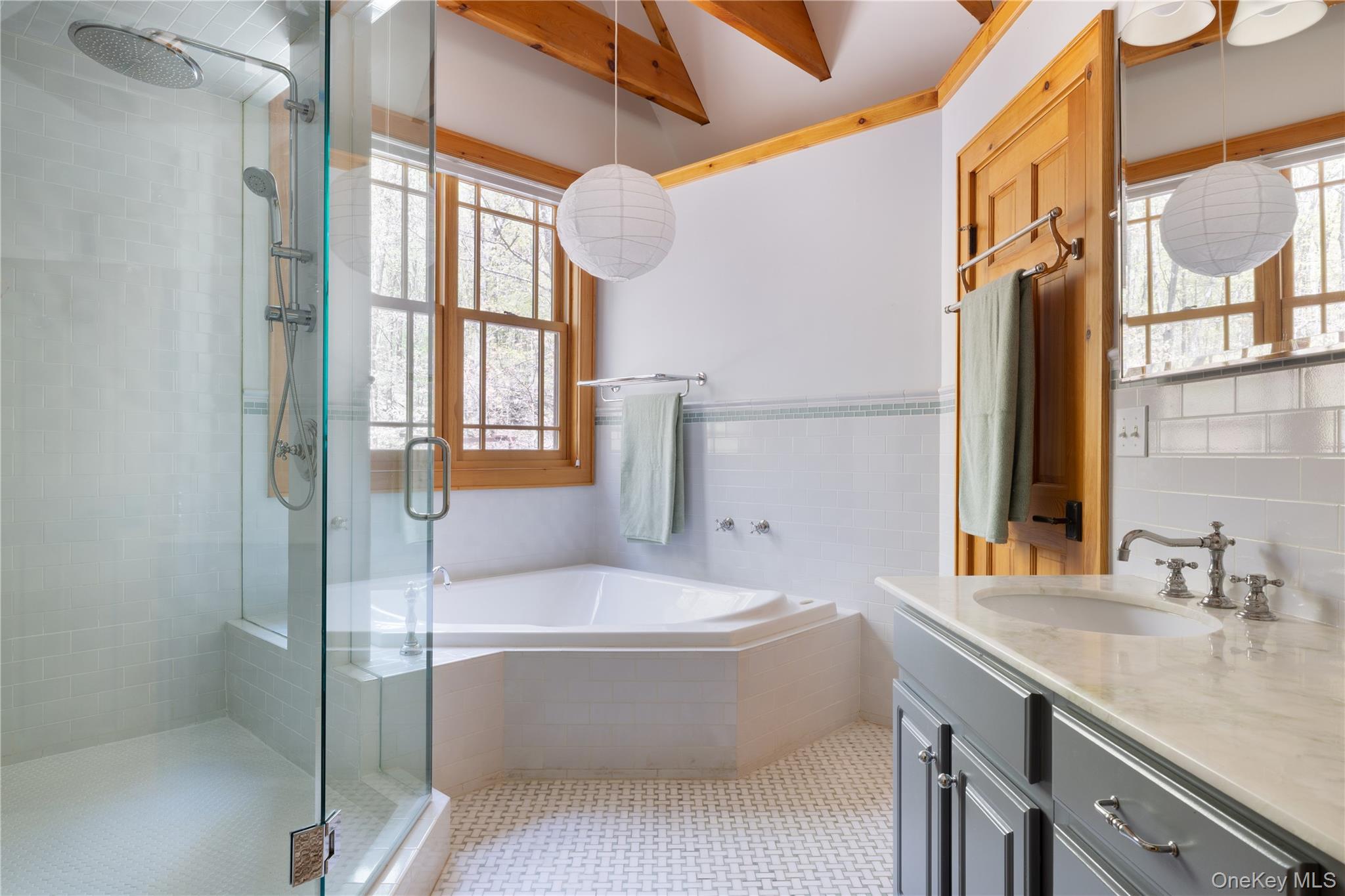 15 Old Farm Road, Rhinebeck, NY 12572