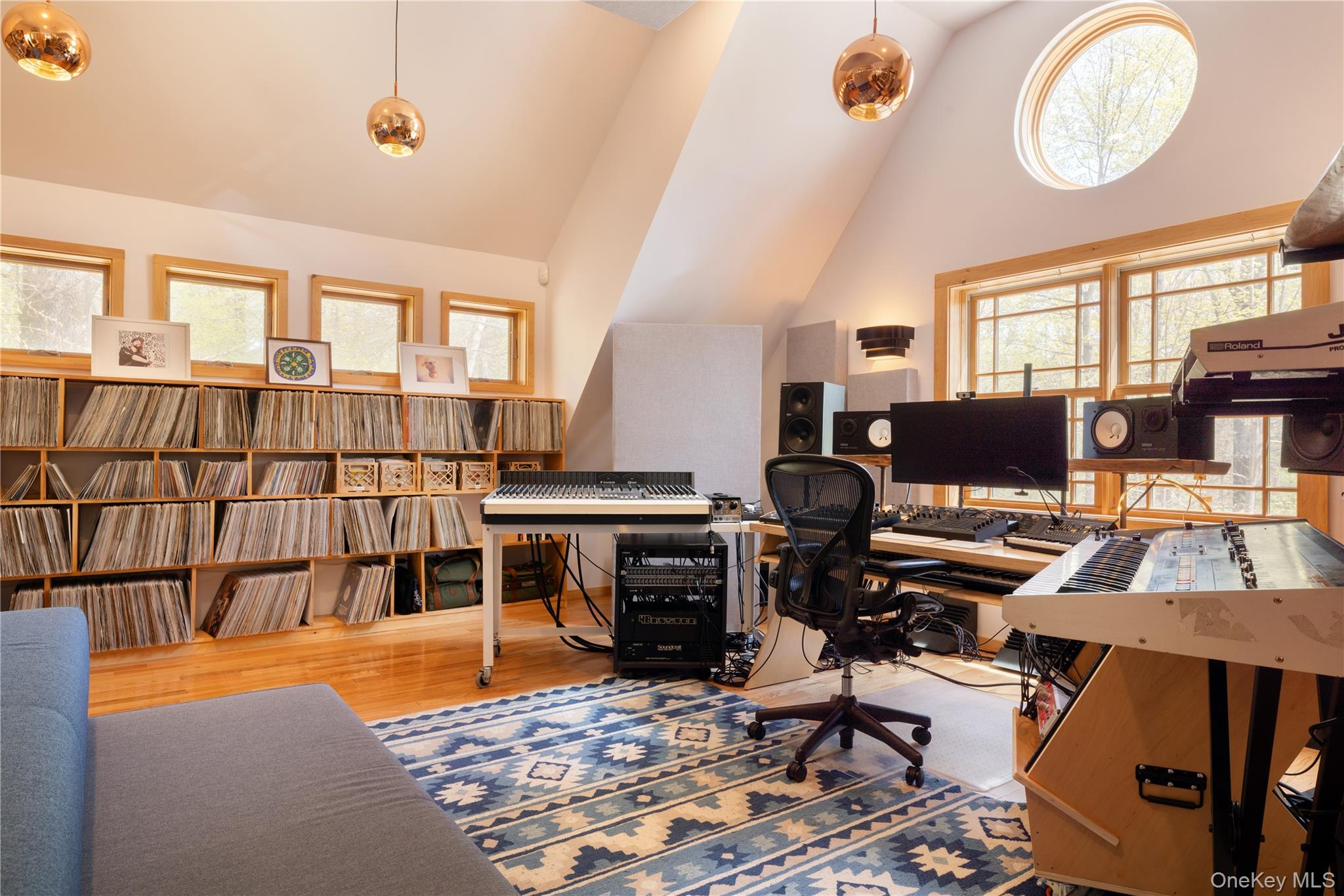 15 Old Farm Road, Rhinebeck, NY 12572