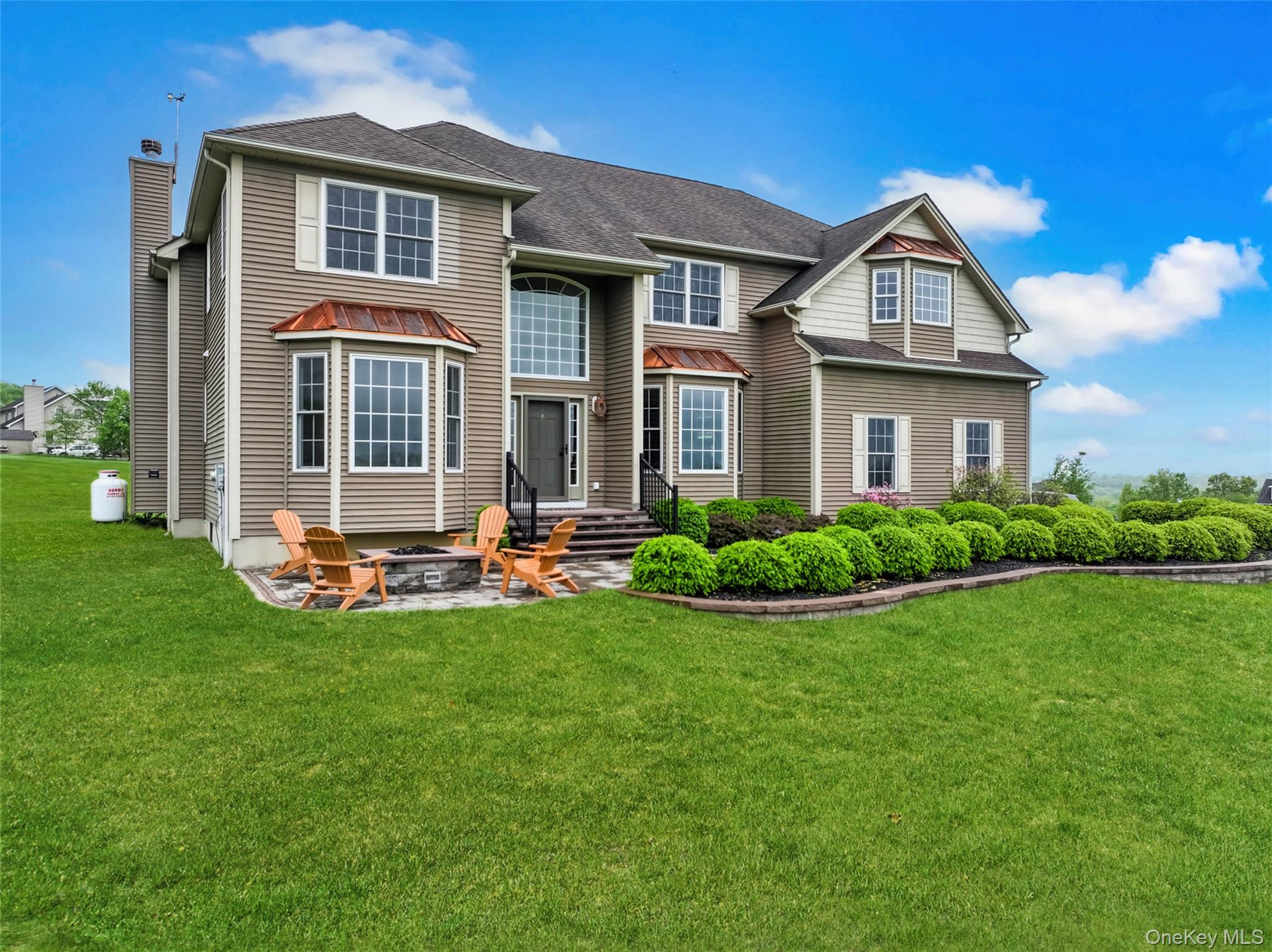 54 Fox Hill Run, Rock Tavern, NY 12575