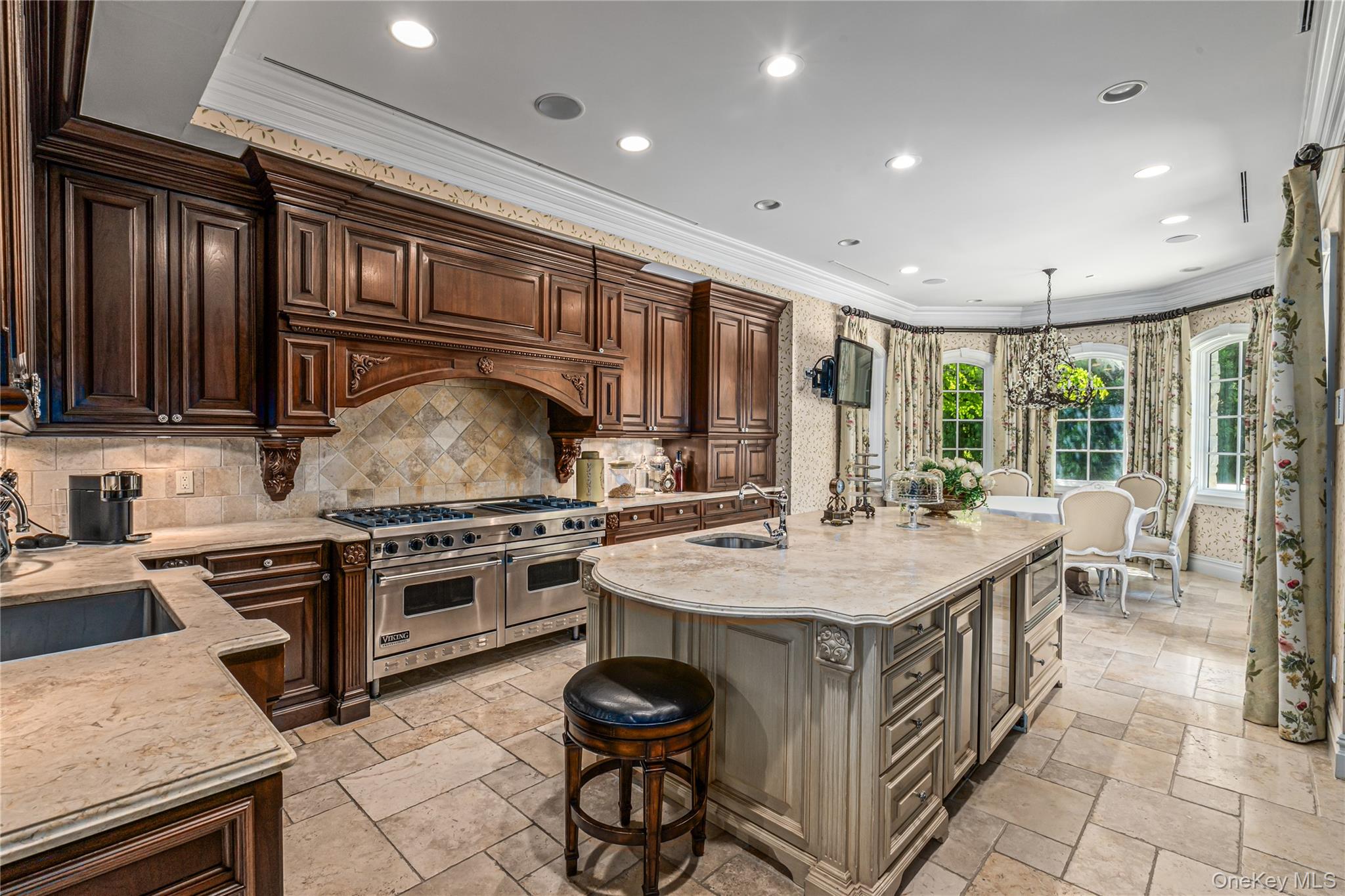 167 Brookville Road, Brookville, NY 11545