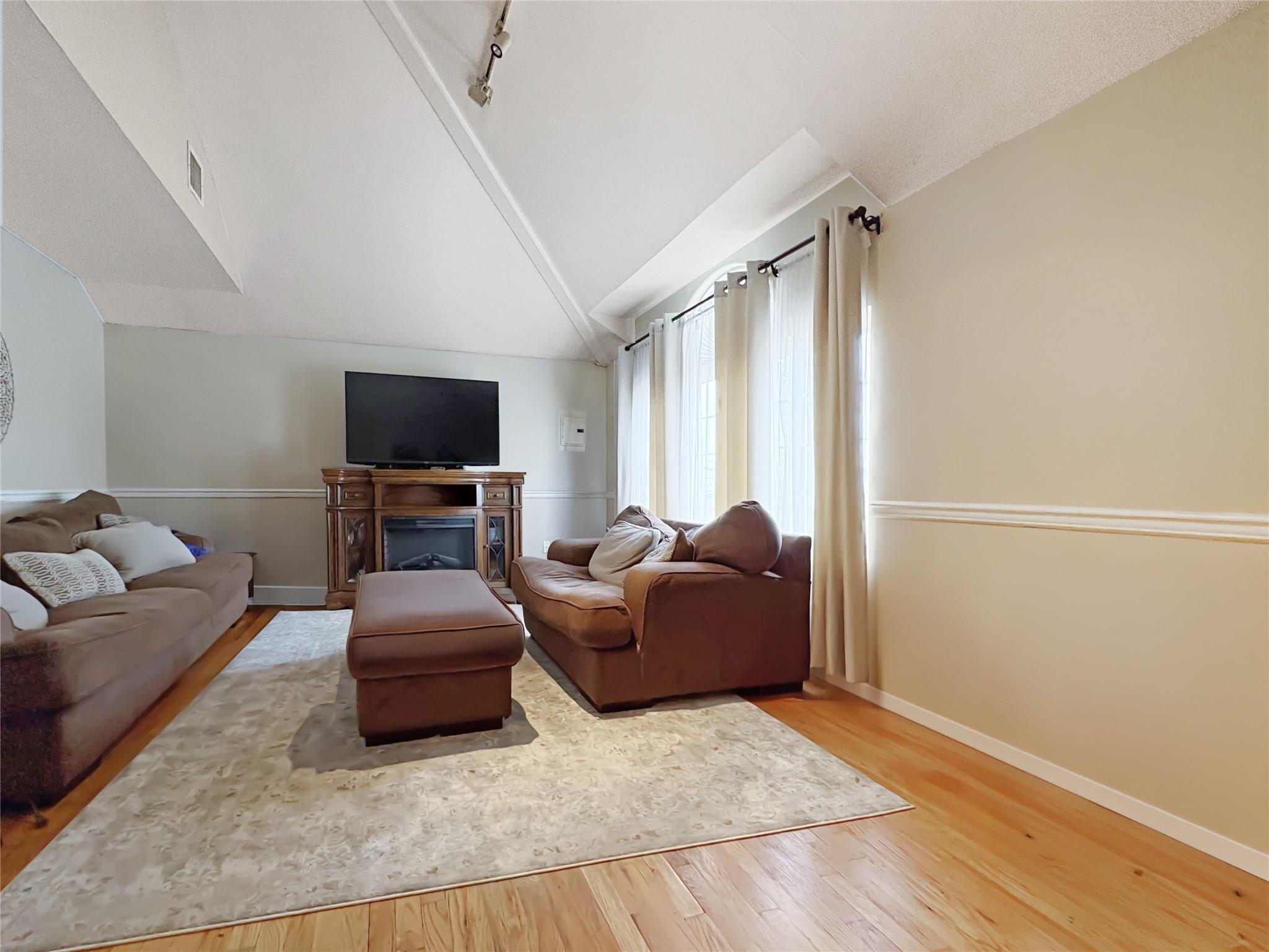 56 South St., Staten Island, NY 10310