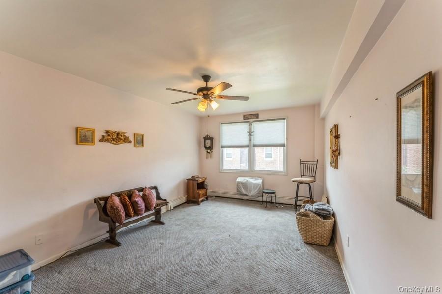 61 Maine Avenue # B21, Rockville Centre, NY 11570