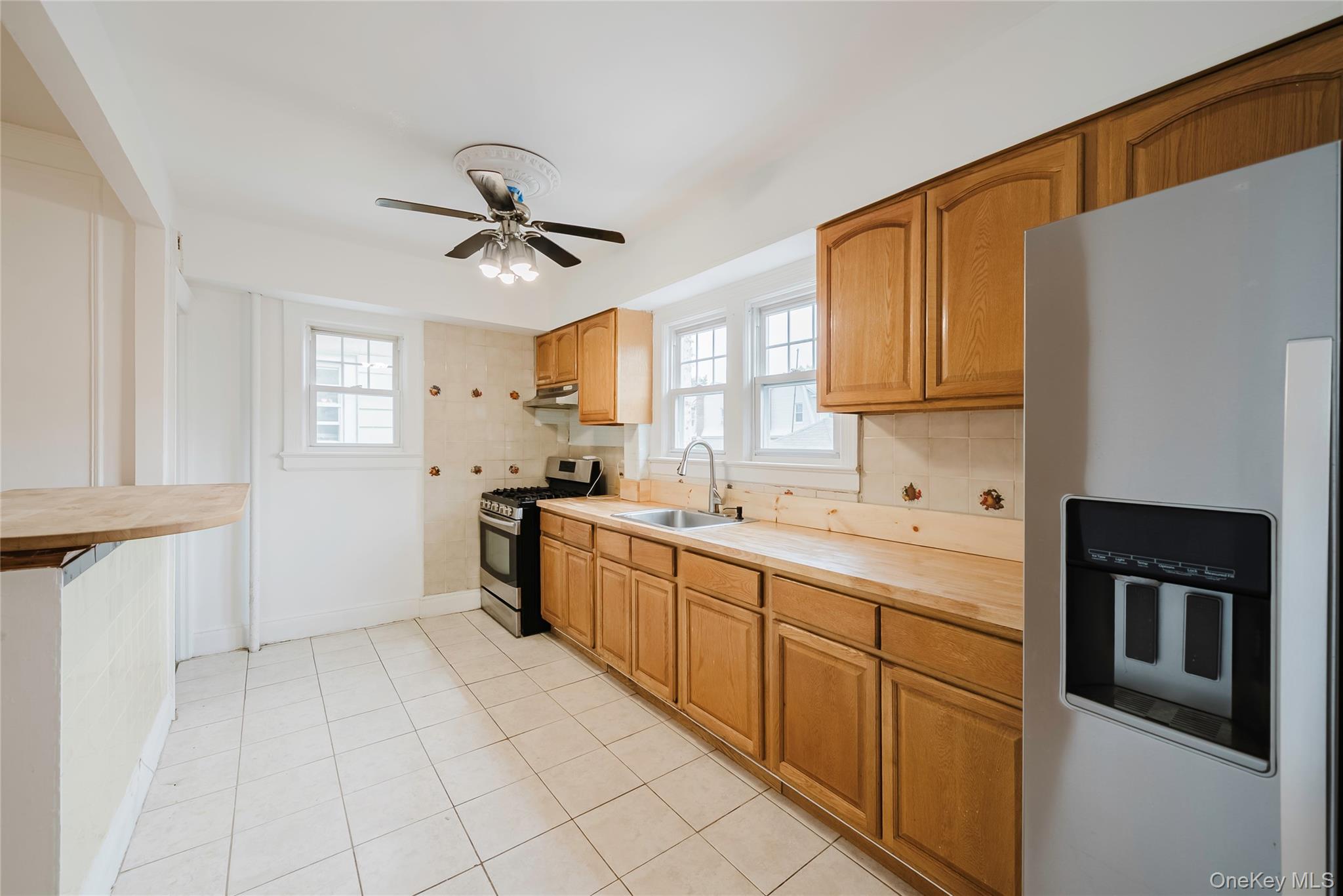 4220 Wickham Avenue, Bronx, NY 10466