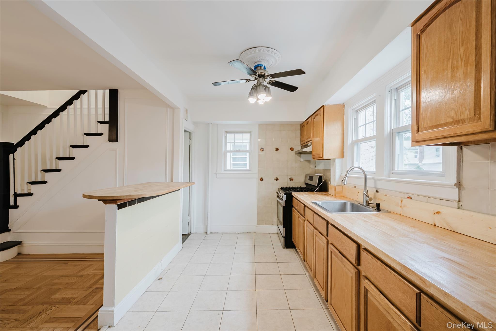 4220 Wickham Avenue, Bronx, NY 10466