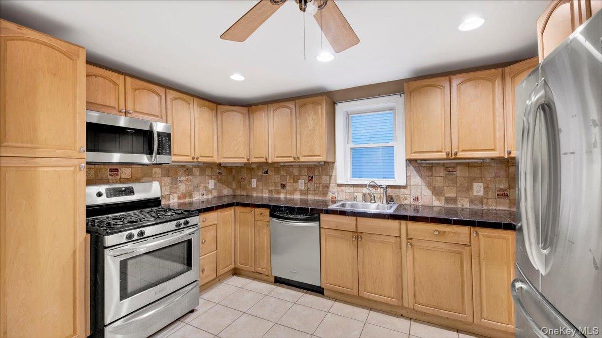 178 Crescent Place, Yonkers, NY 10704