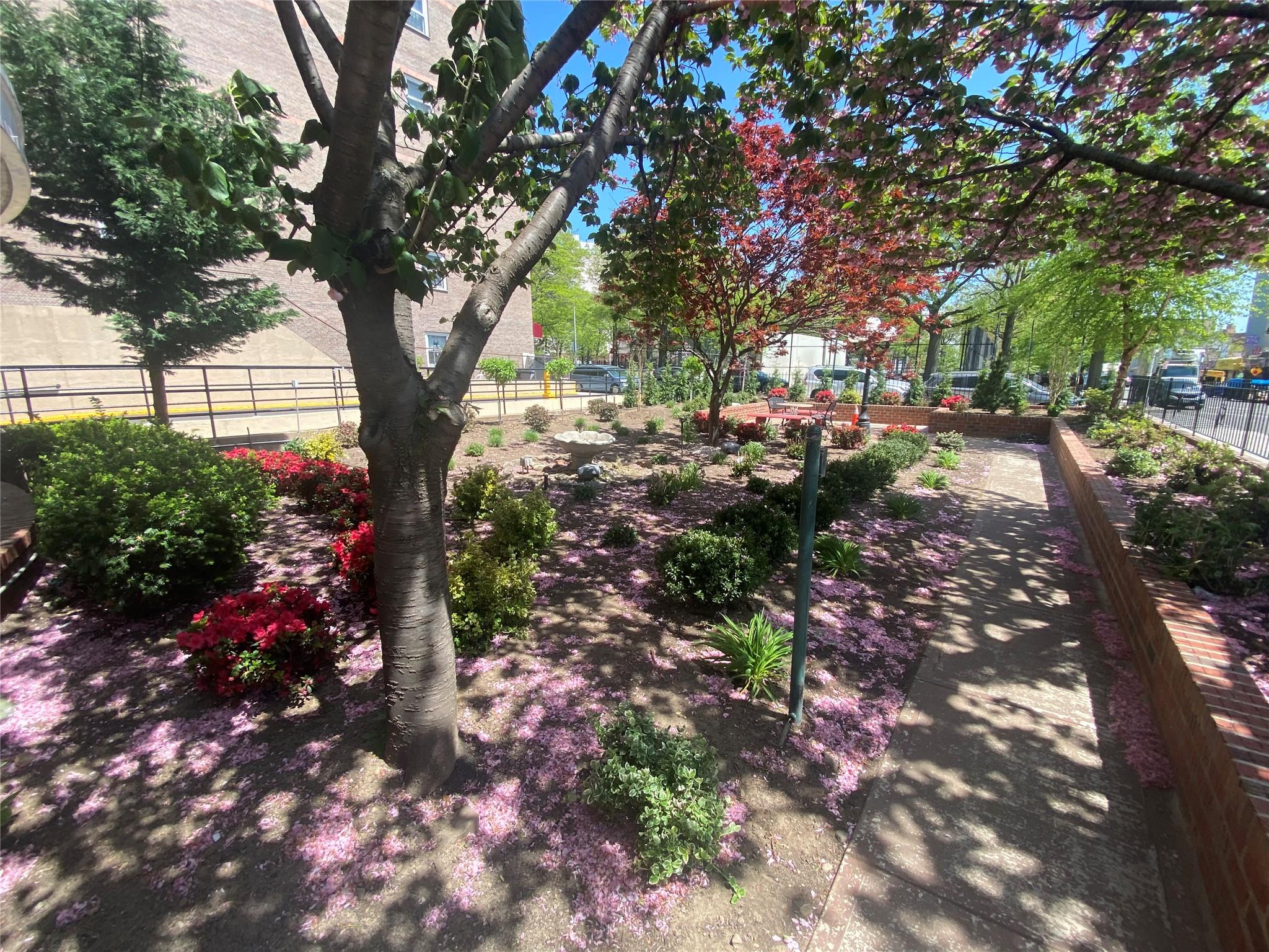 8111 45TH Avenue # 5K, Elmhurst, NY 11373