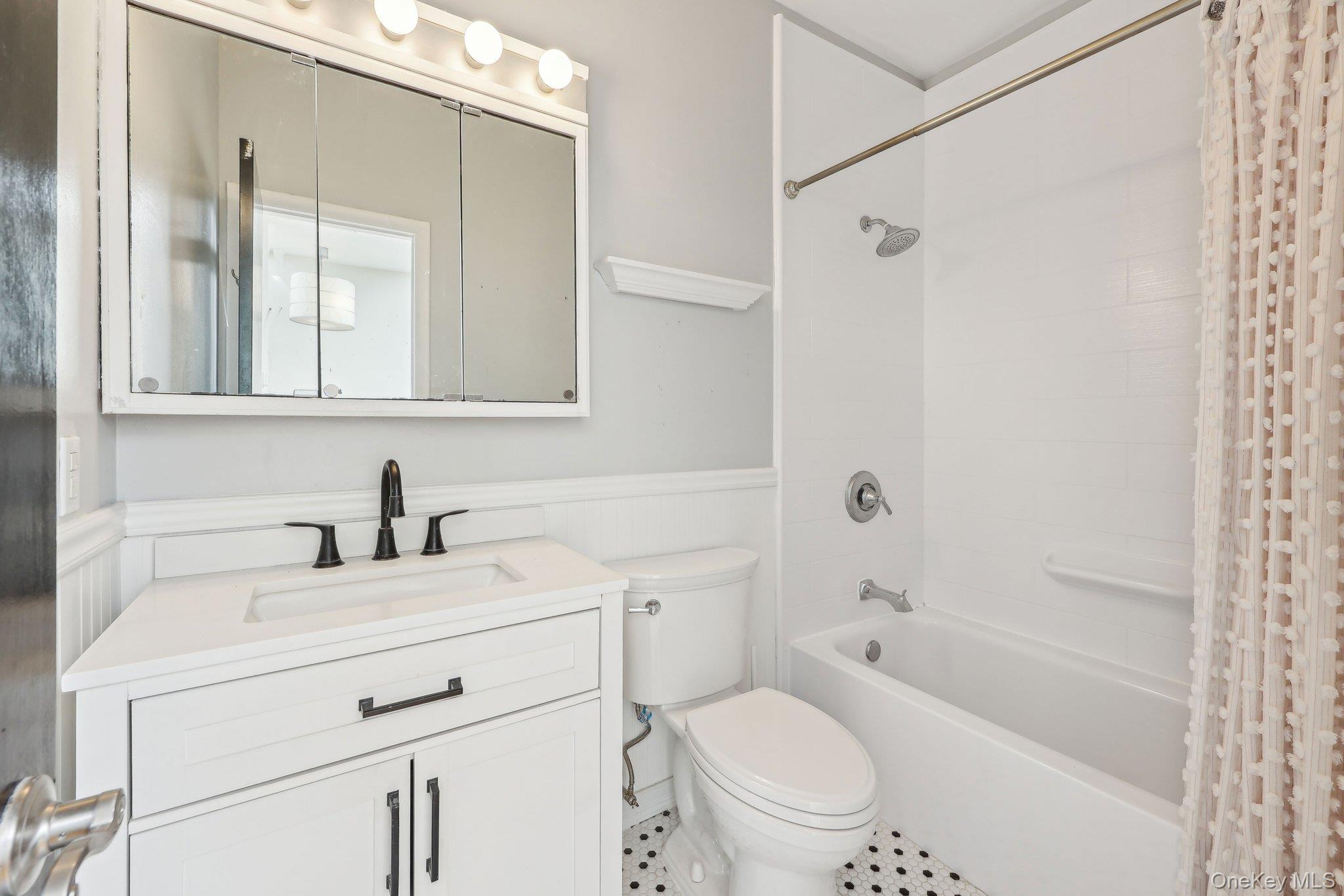 215 Washington Street # 19, Tappan, NY 10983