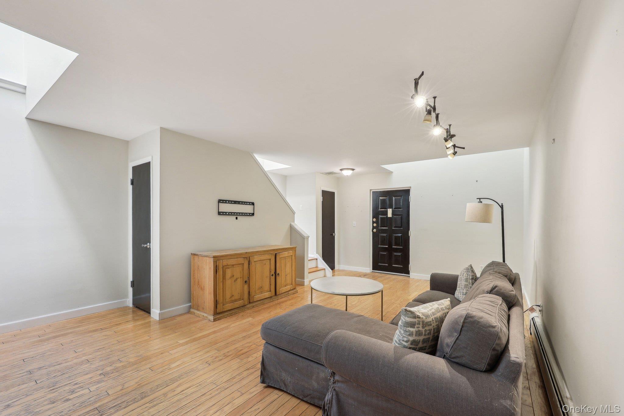 215 Washington Street # 19, Tappan, NY 10983