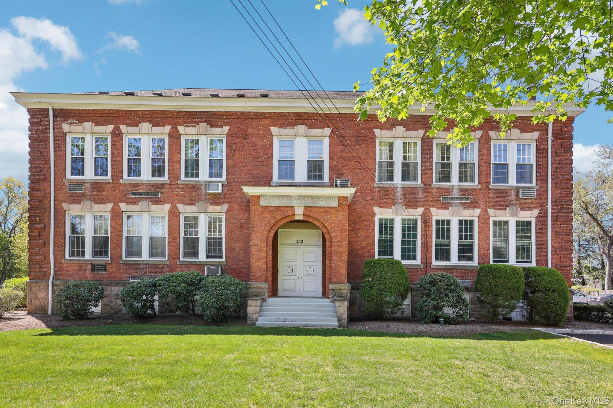 215 Washington Street # 19, Tappan, NY 10983