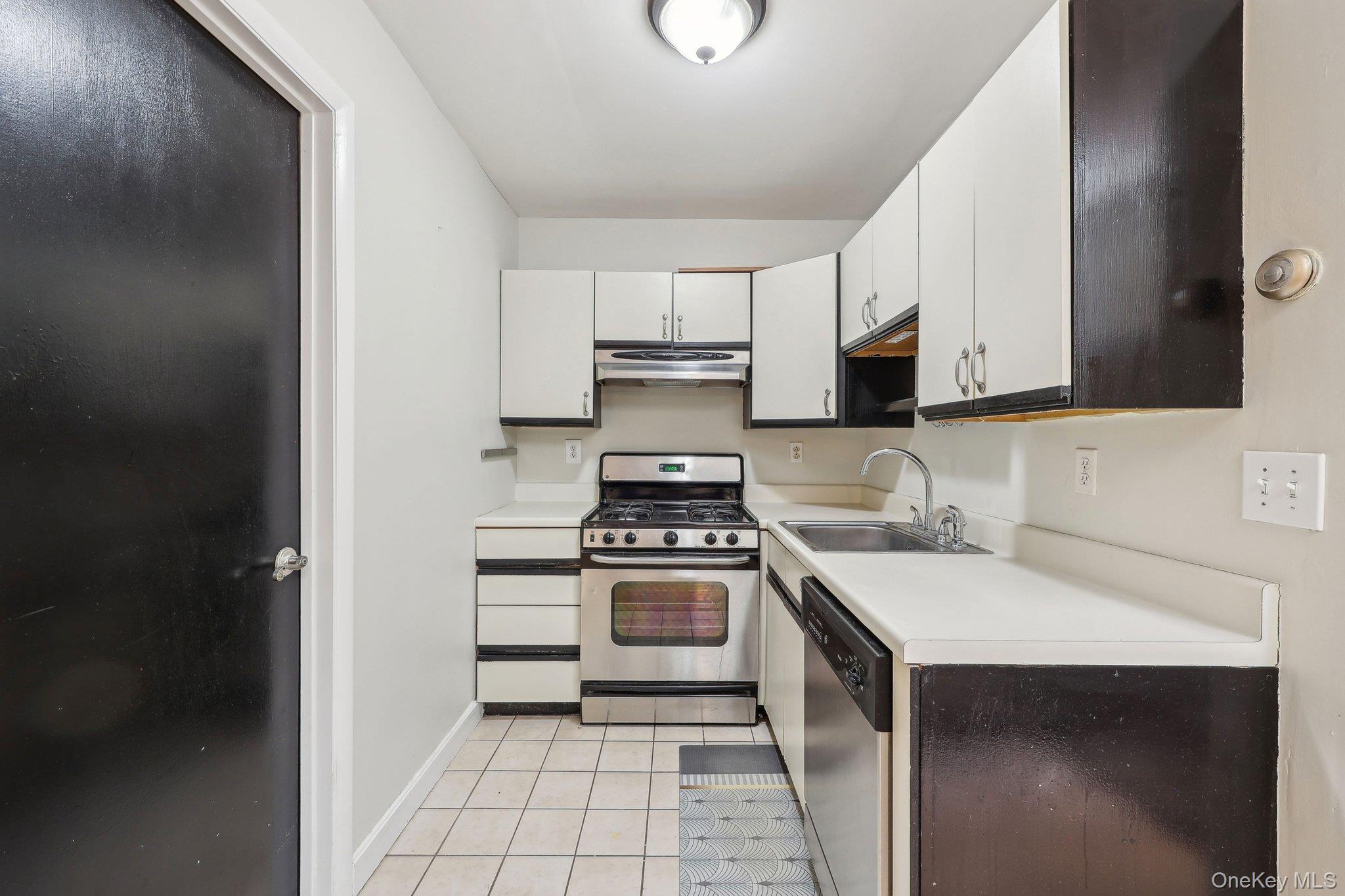 215 Washington Street # 19, Tappan, NY 10983