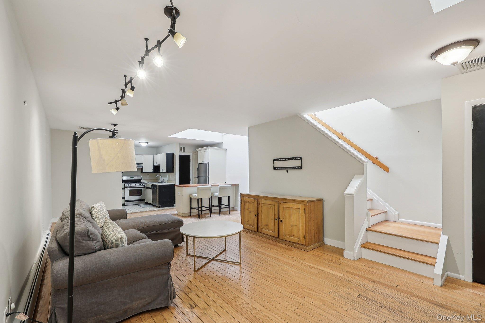 215 Washington Street # 19, Tappan, NY 10983