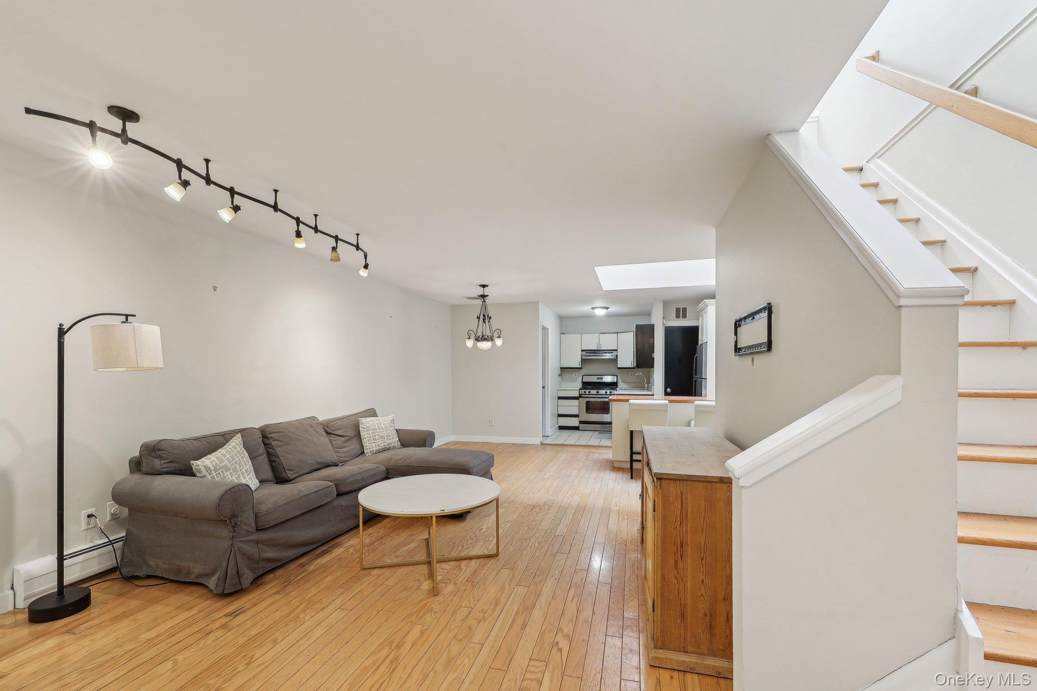 215 Washington Street # 19, Tappan, NY 10983