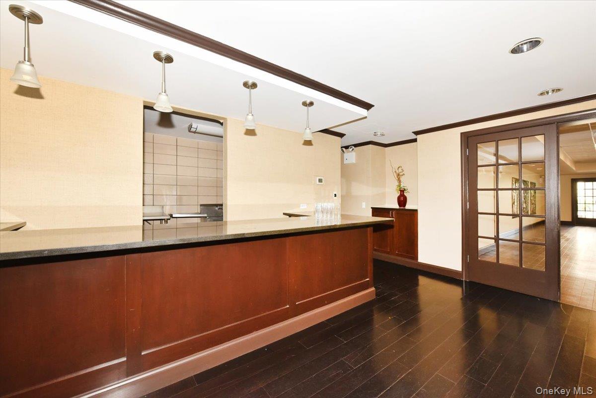 18-15 215th Street # 4L, Bayside, NY 11360