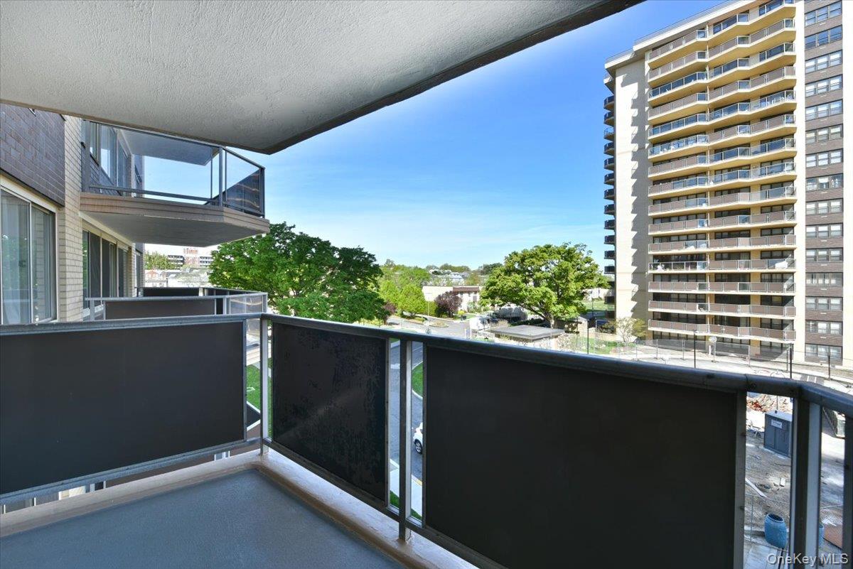 18-15 215th Street # 4L, Bayside, NY 11360