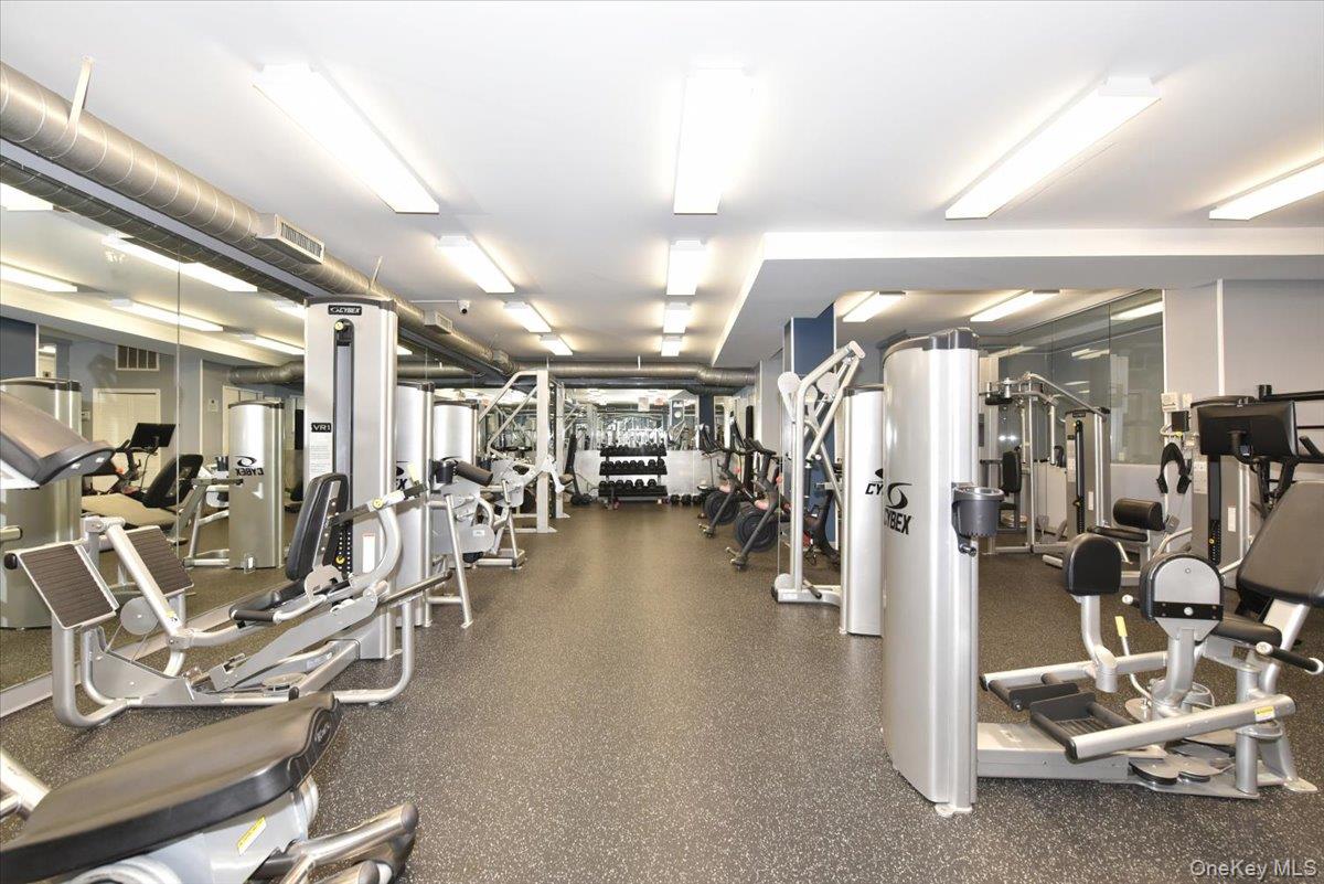 18-15 215th Street # 4L, Bayside, NY 11360