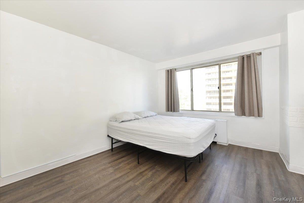 18-15 215th Street # 4L, Bayside, NY 11360