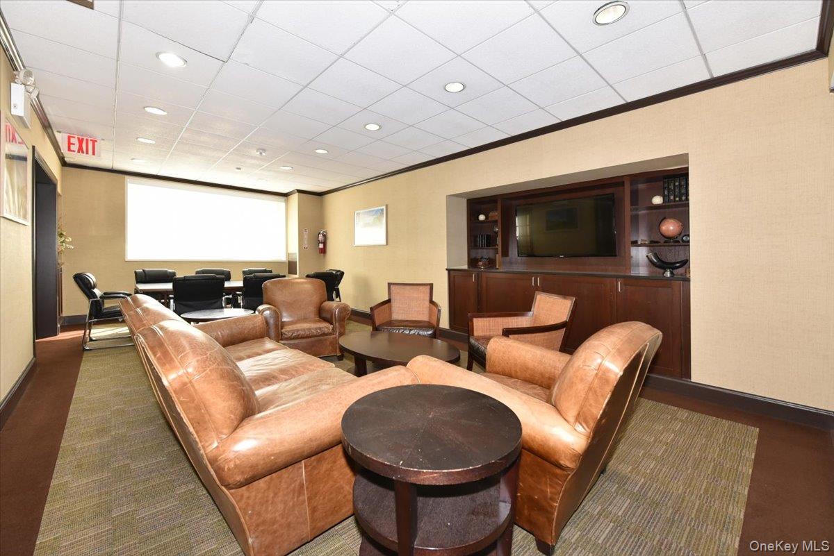 18-15 215th Street # 4L, Bayside, NY 11360