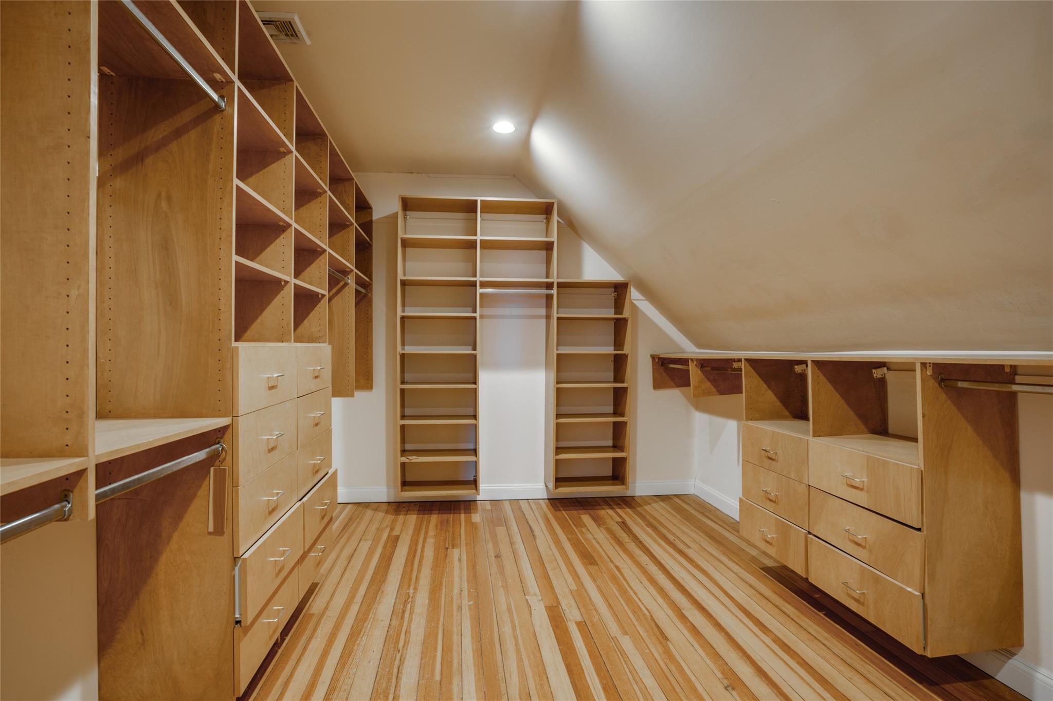 358 Centre Island Road, Centre Island, NY 11771