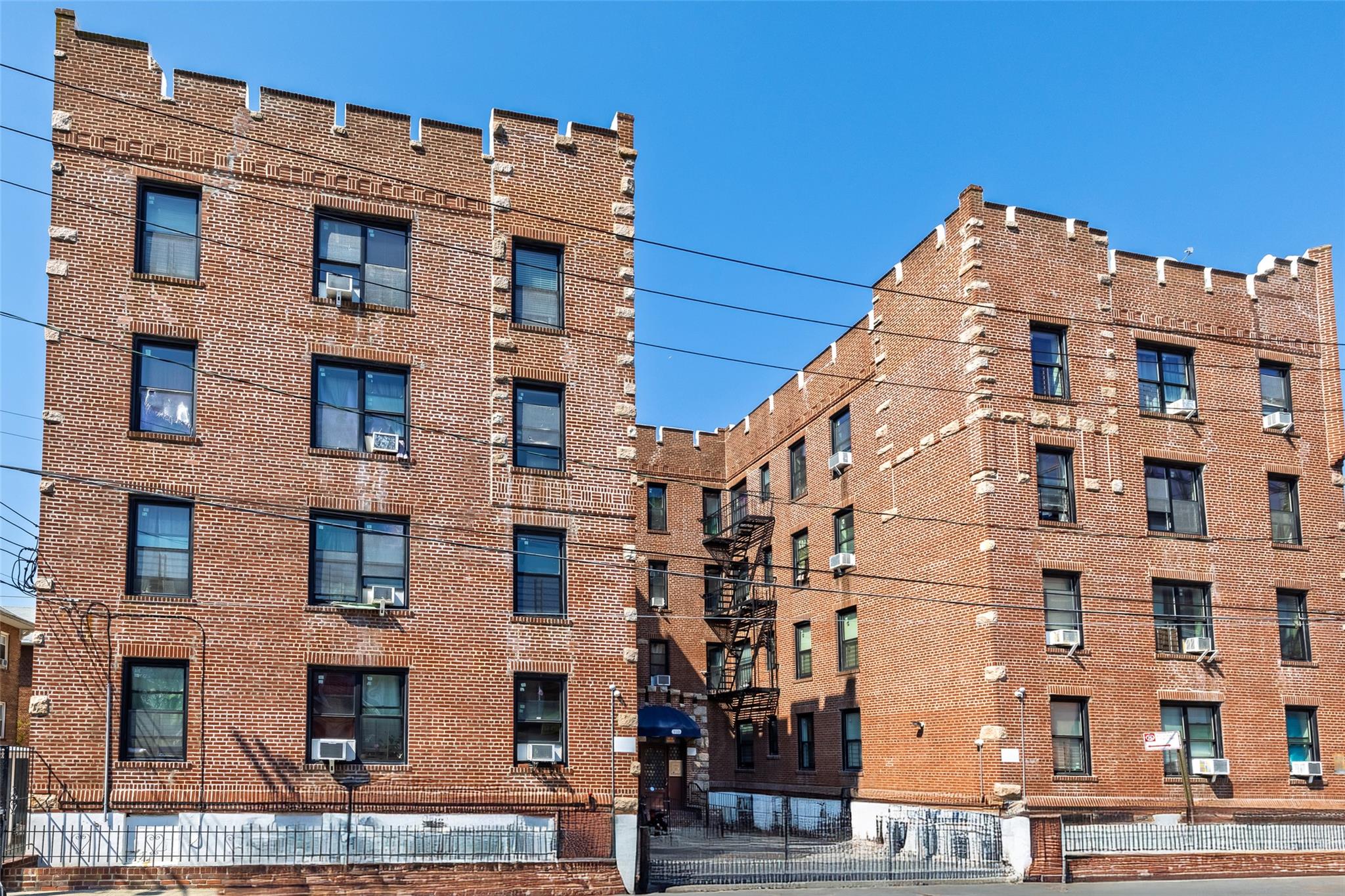 910 Dinsmore Avenue, Far Rockaway, NY 11691