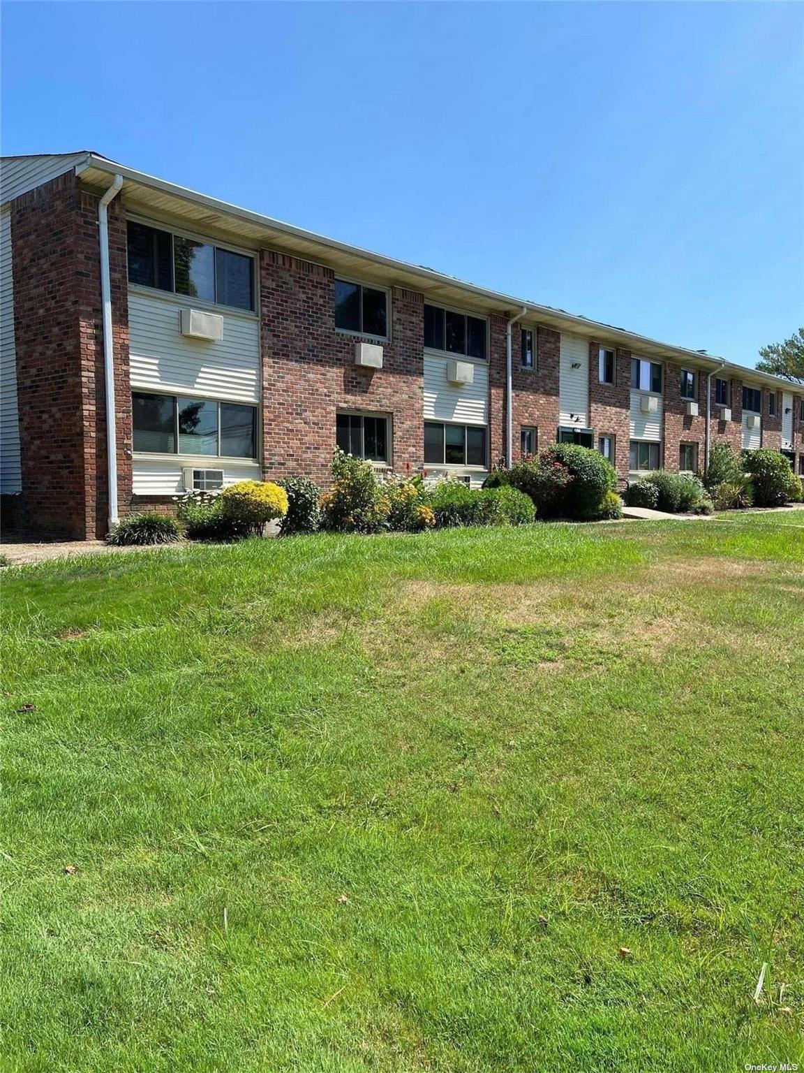 2417 Union Boulevard # 2B, Islip, NY 11751