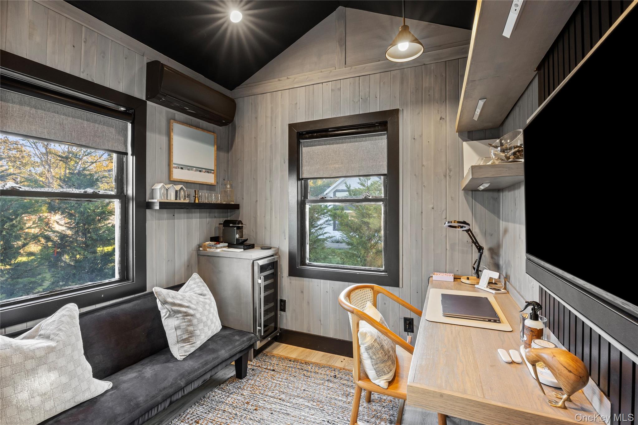 53 Old Neck Road S, Center Moriches, NY 11934