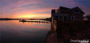 53 Old Neck Road S, Center Moriches, NY 11934