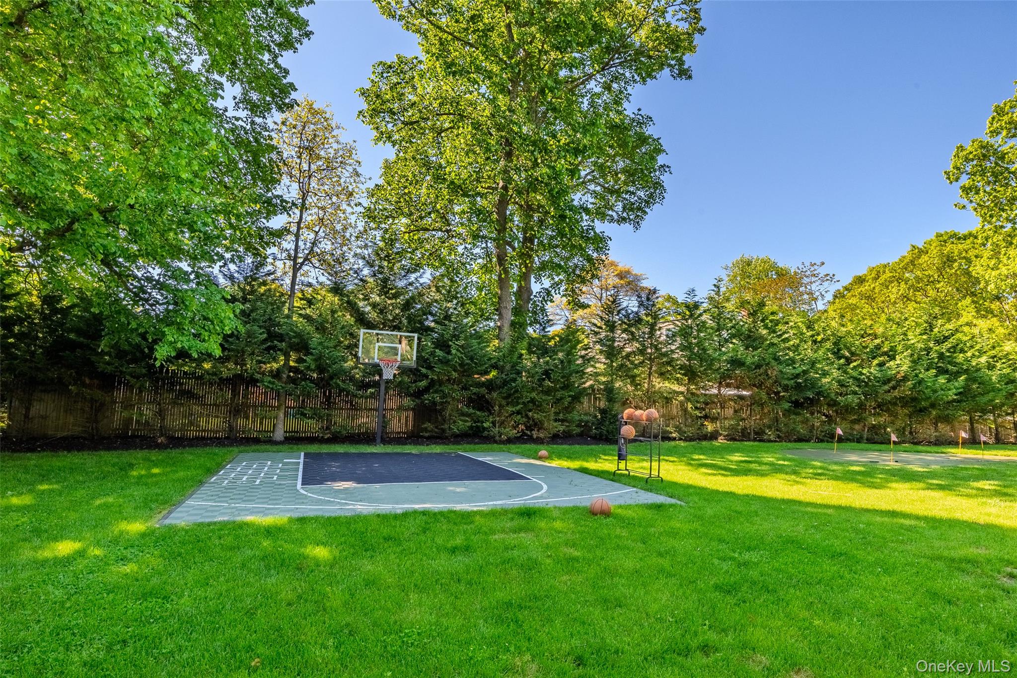 53 Old Neck Road S, Center Moriches, NY 11934