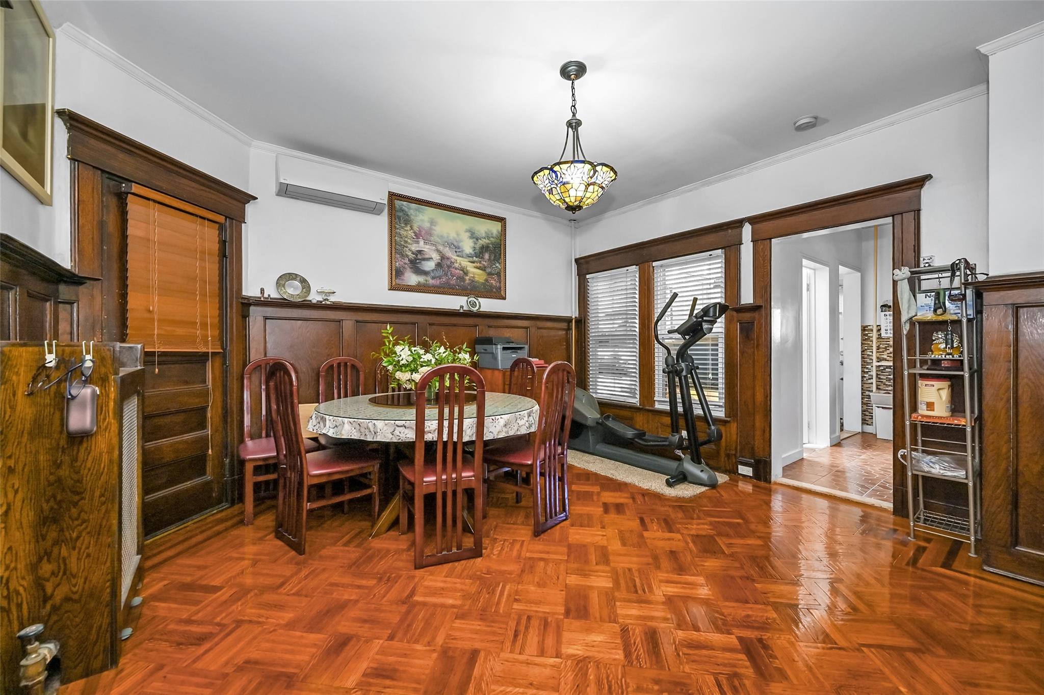 87-71 111th Street, Richmond Hill, NY 11418