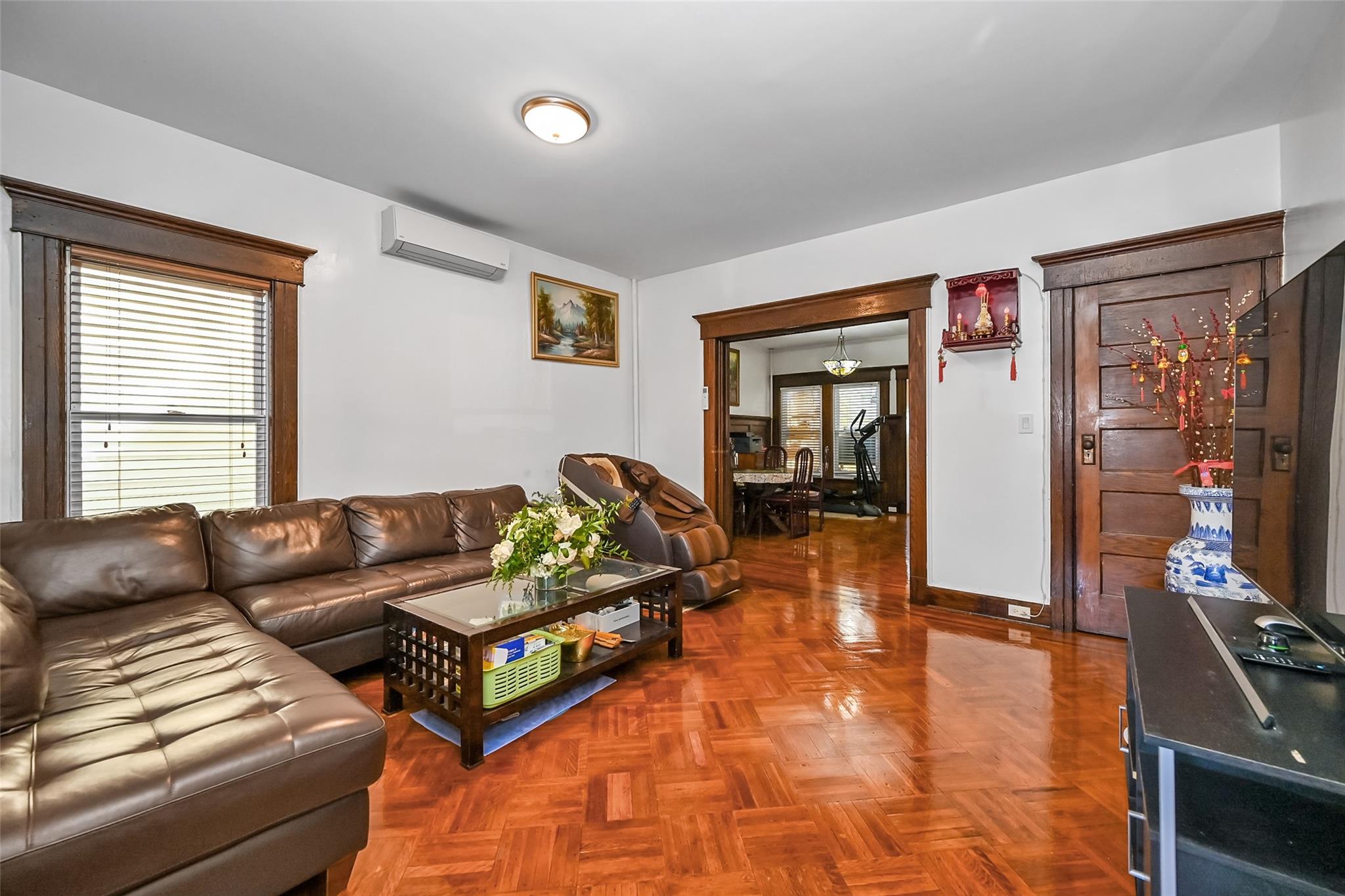 87-71 111th Street, Richmond Hill, NY 11418