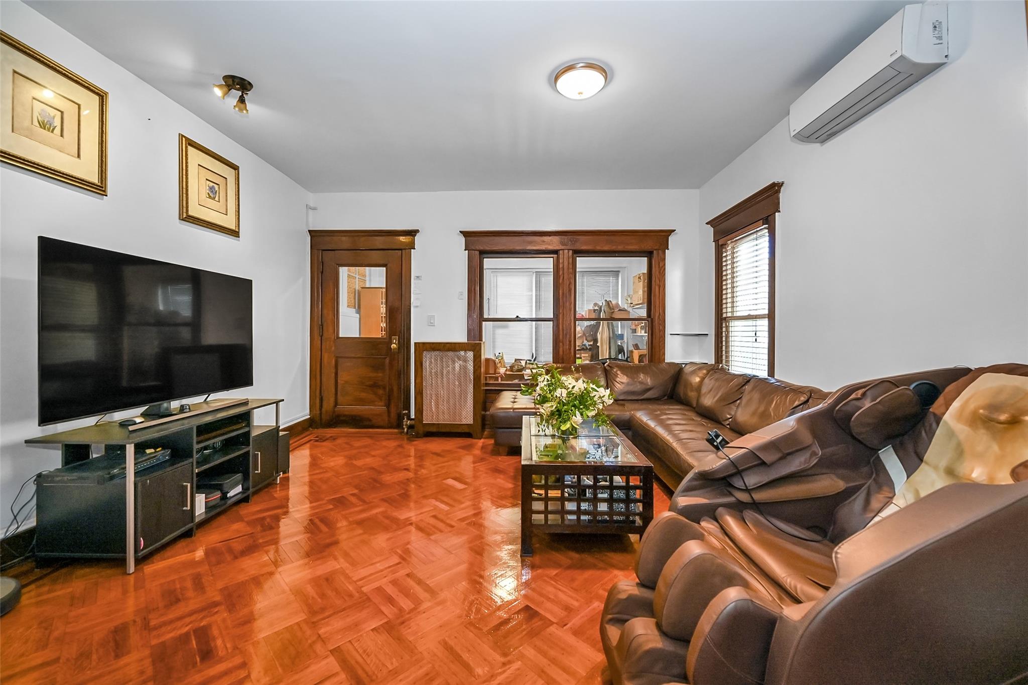 87-71 111th Street, Richmond Hill, NY 11418