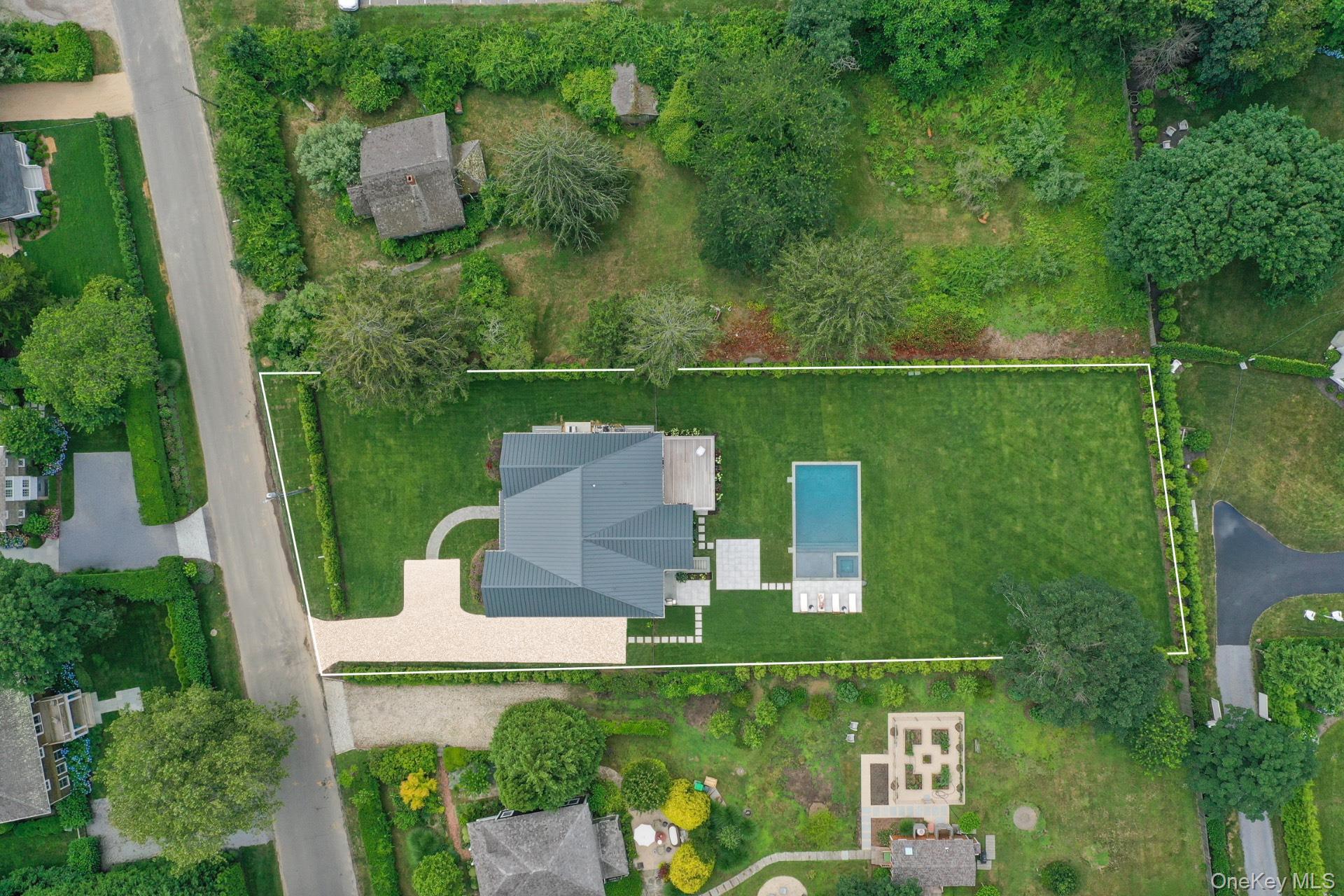 54 Sawasett Avenue, Bridgehampton, NY 11932