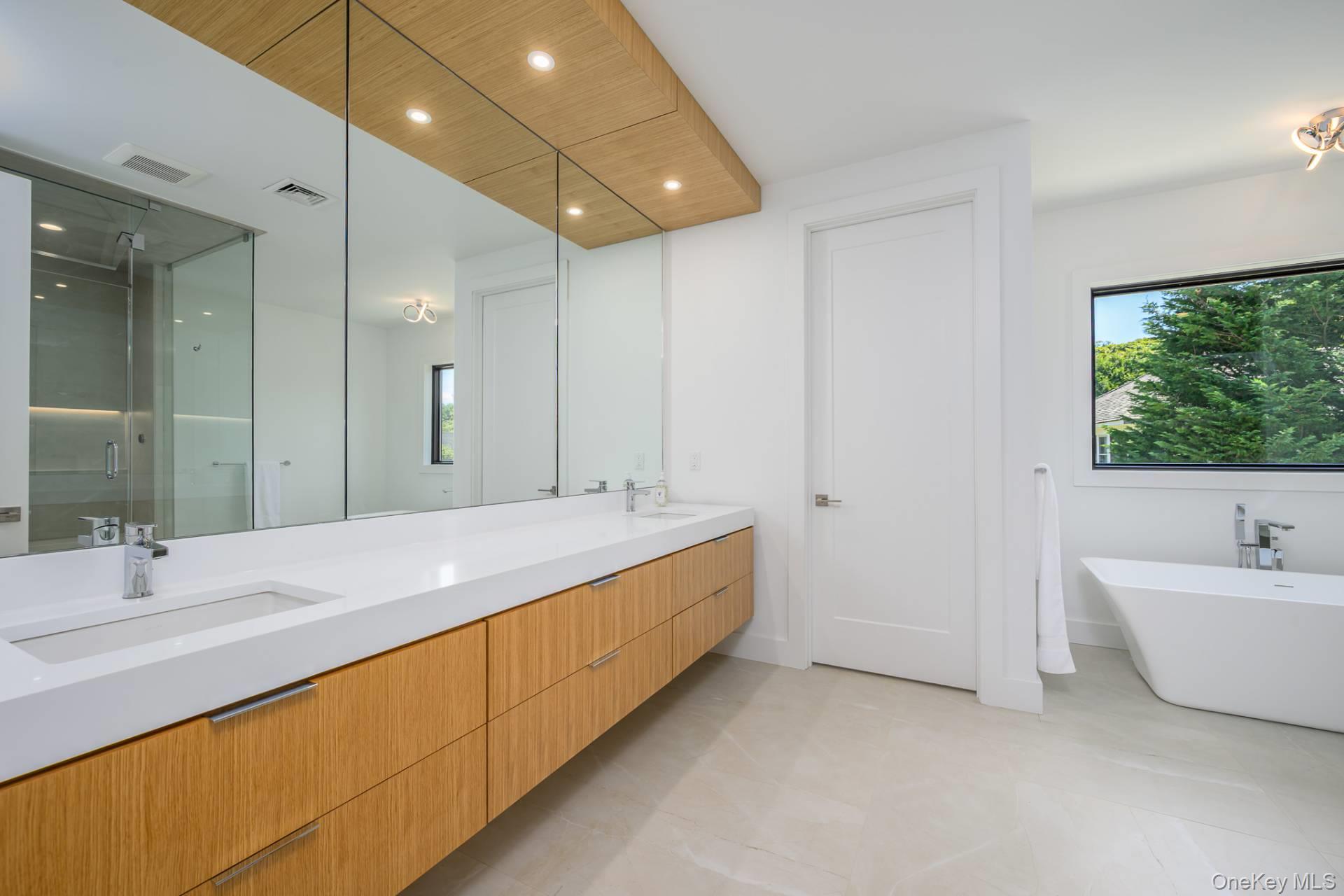 54 Sawasett Avenue, Bridgehampton, NY 11932