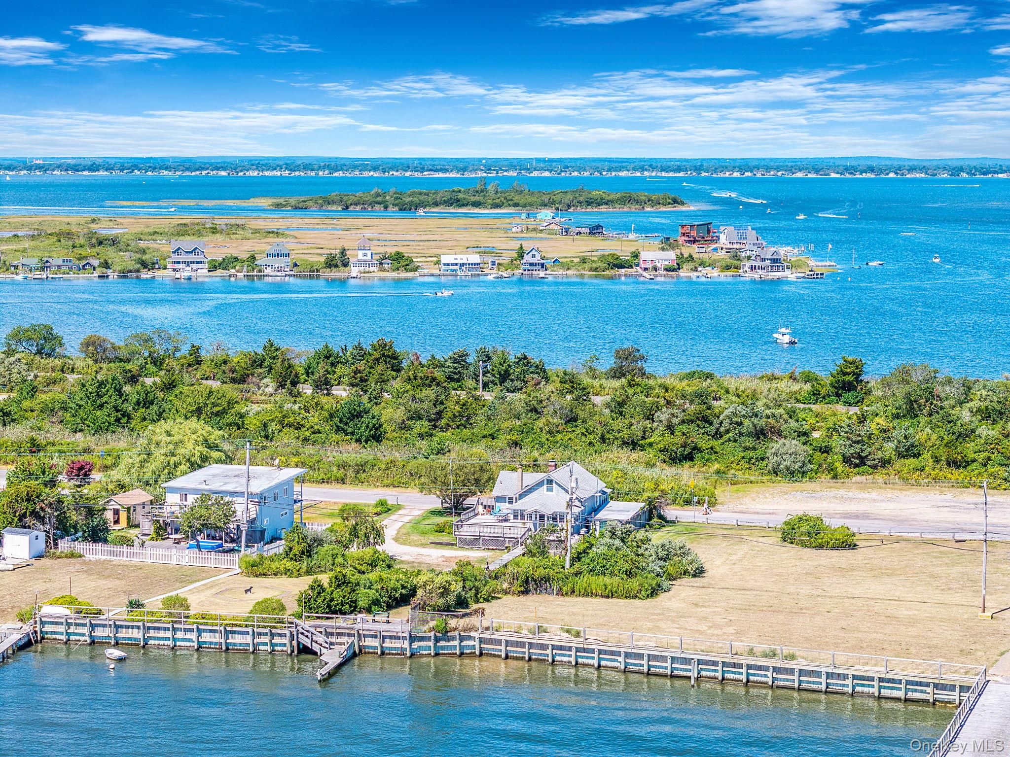 5 Oak Beach Road, Oak Beach, NY 11702