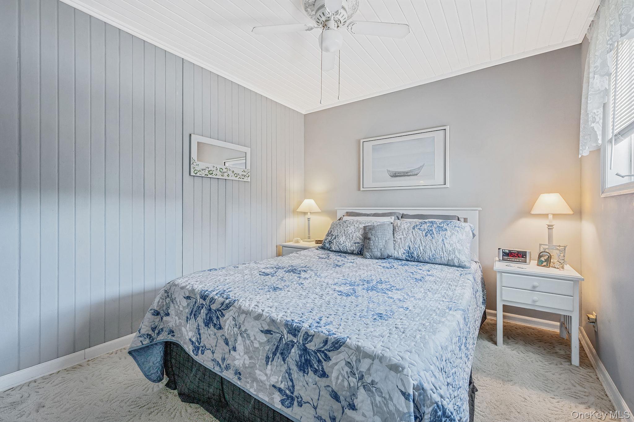 5 Oak Beach Road, Oak Beach, NY 11702