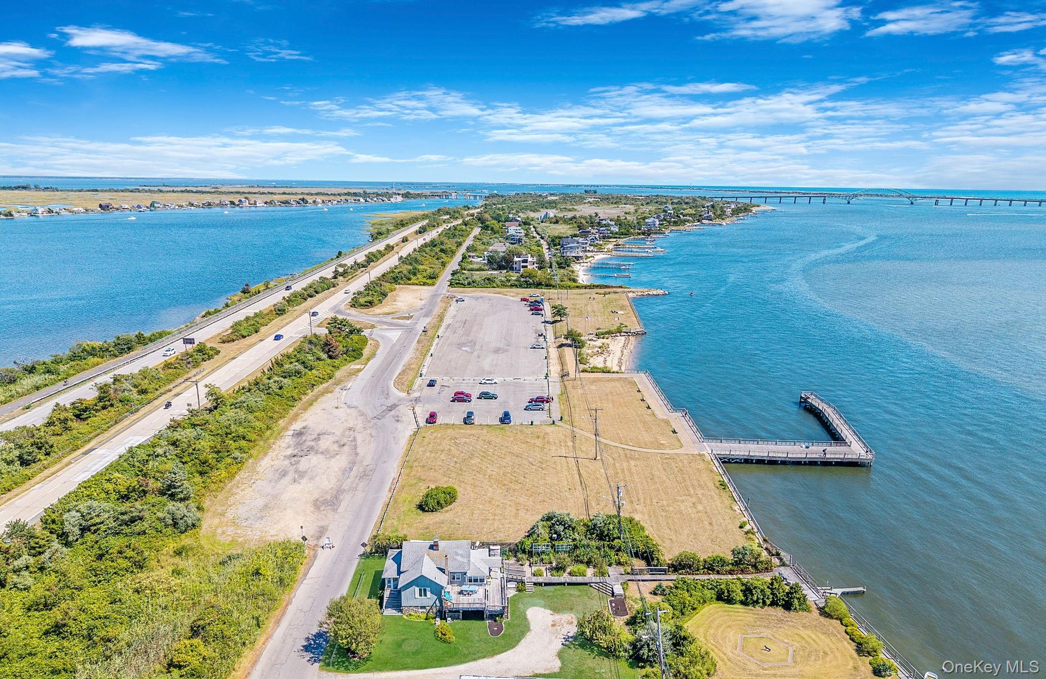 5 Oak Beach Road, Oak Beach, NY 11702