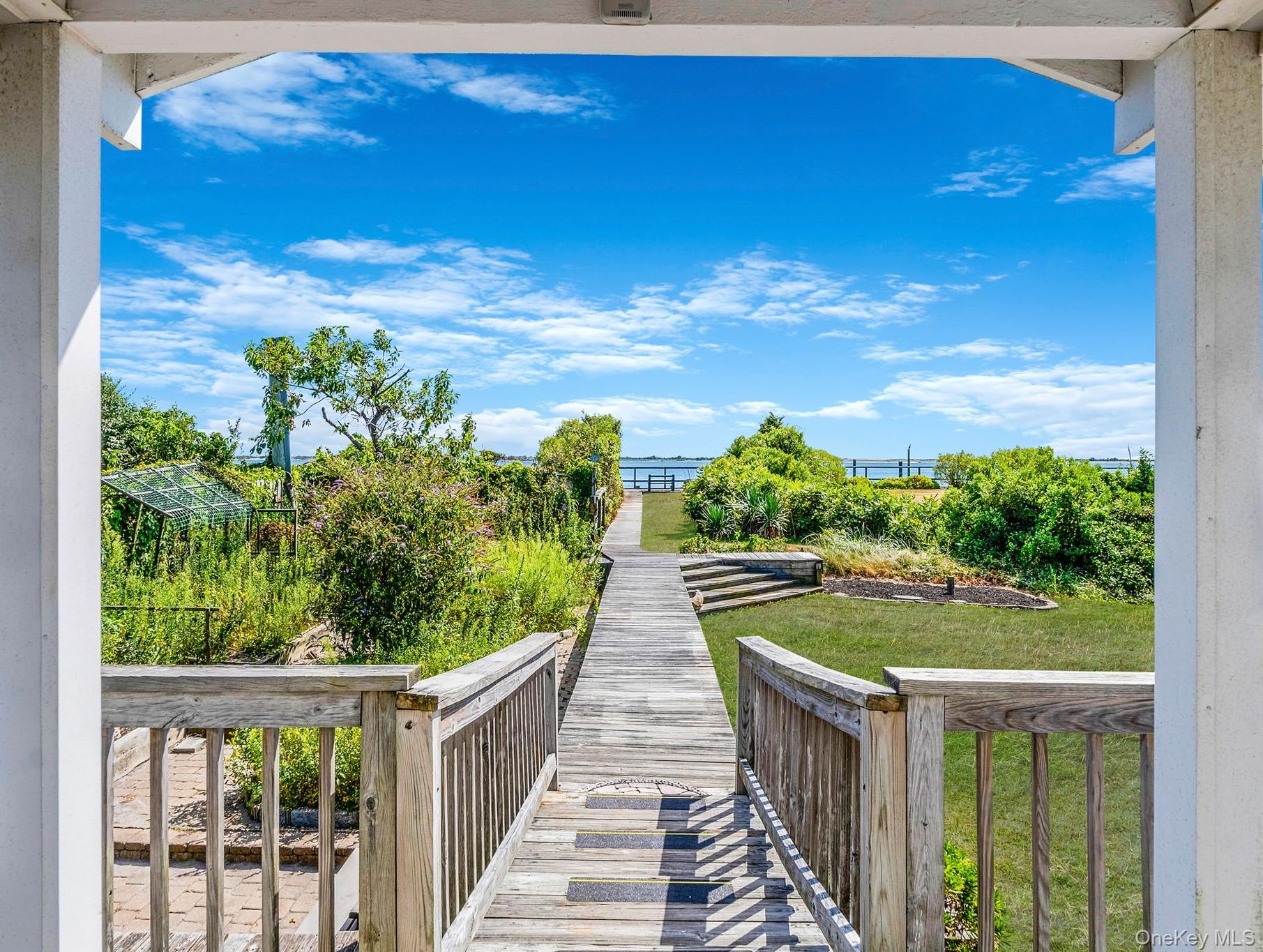 5 Oak Beach Road, Oak Beach, NY 11702