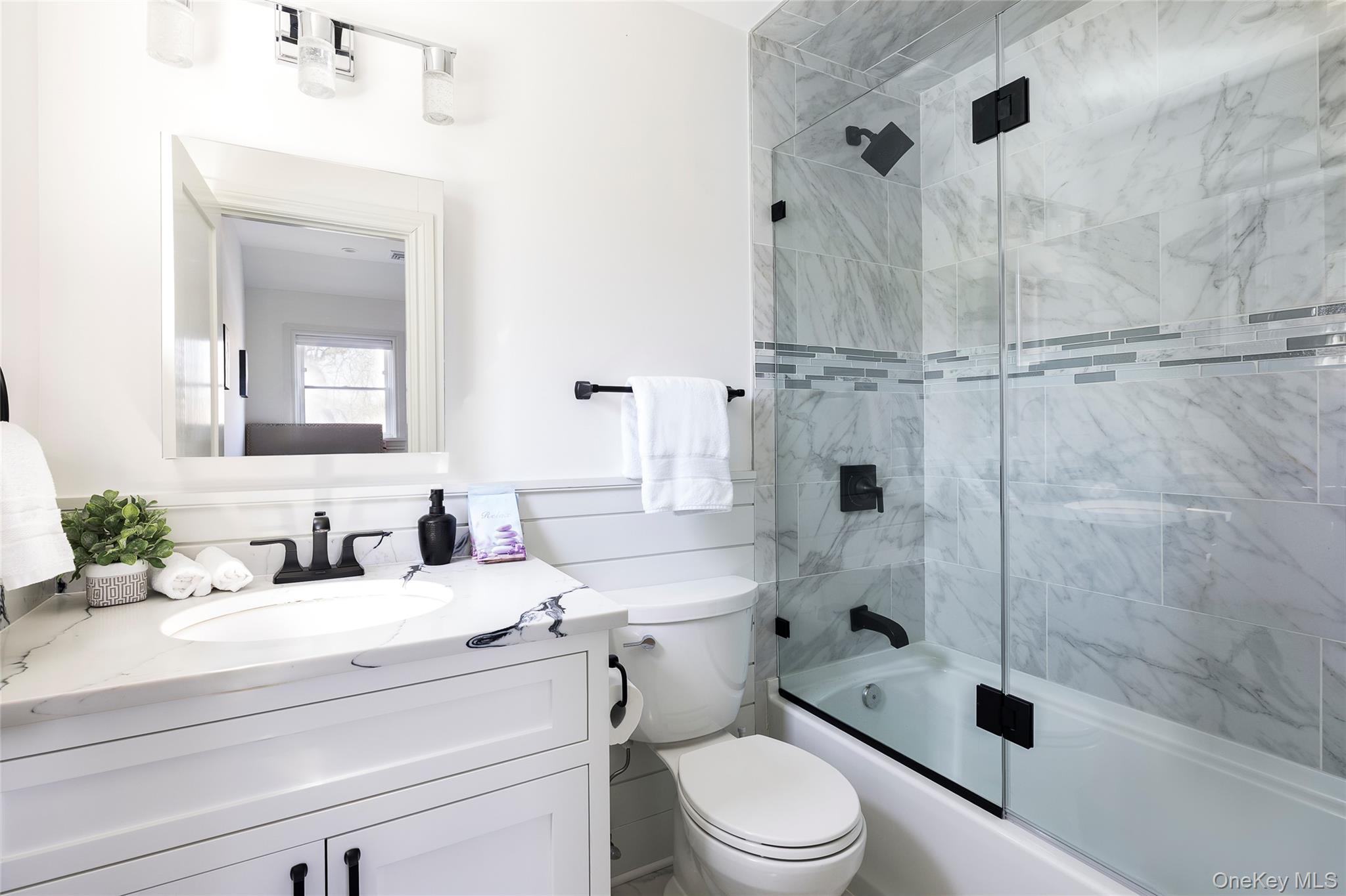 9 Jennifers Path, Quiogue, NY 11978