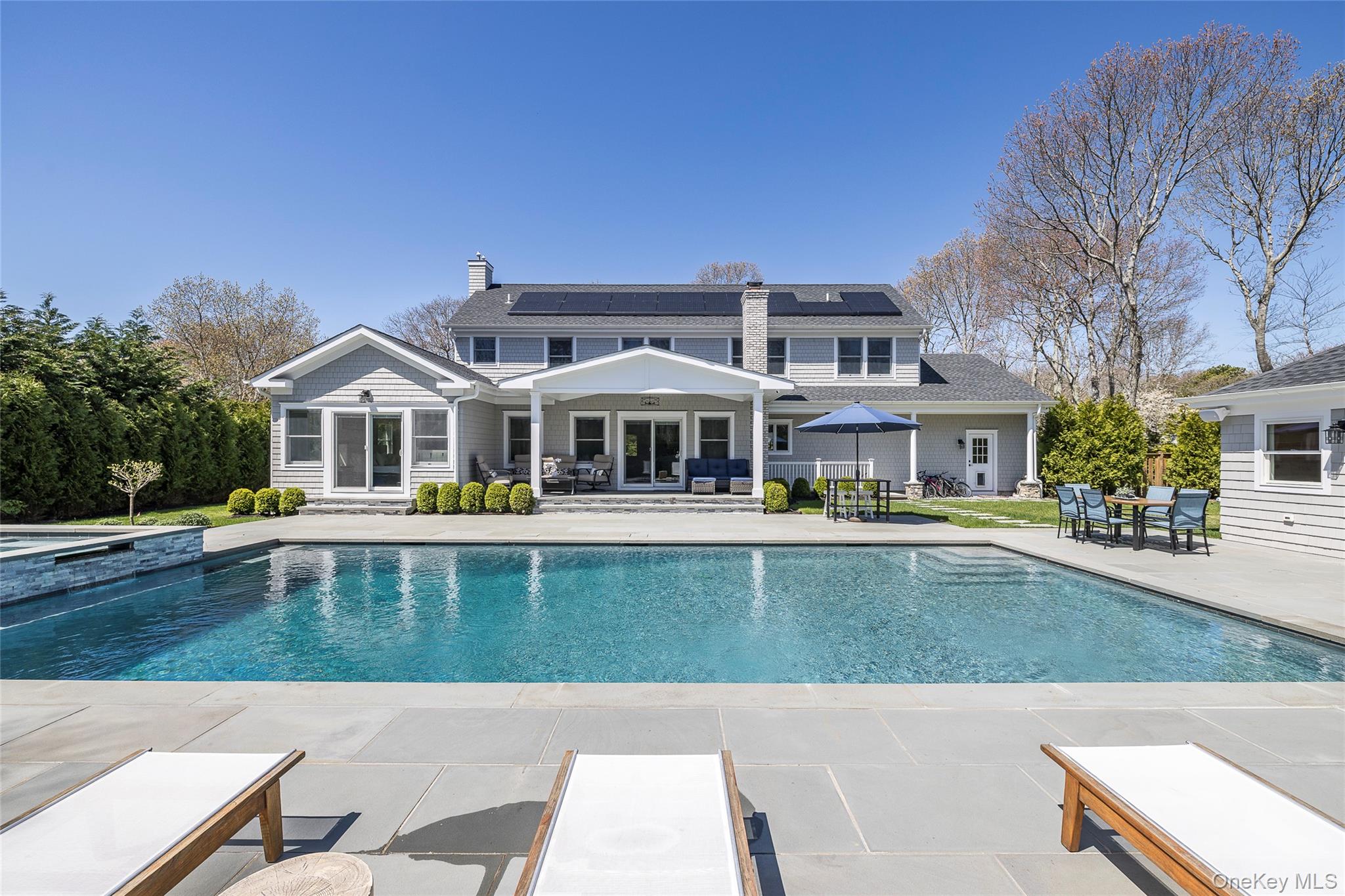 9 Jennifers Path, Quiogue, NY 11978