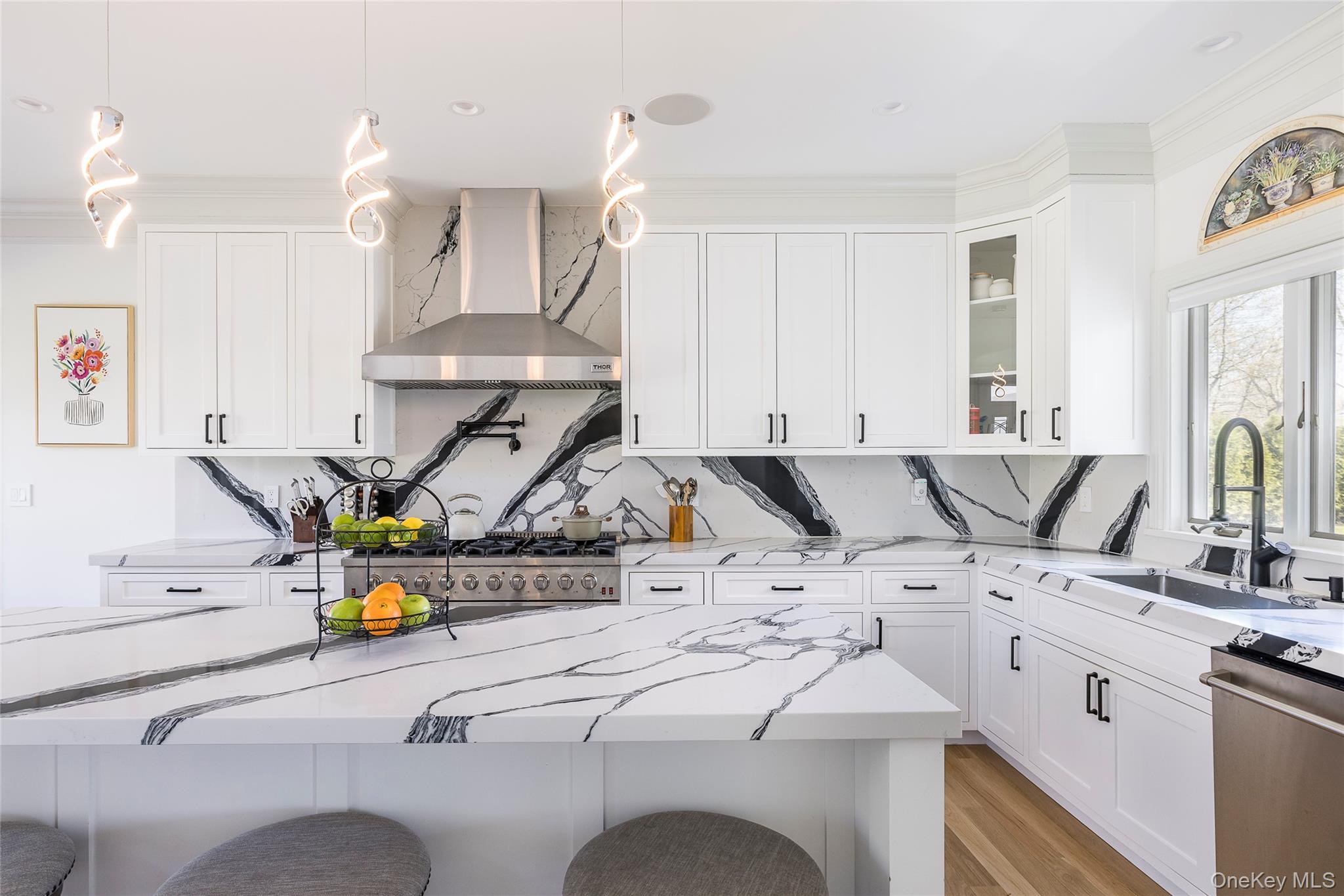 9 Jennifers Path, Quiogue, NY 11978