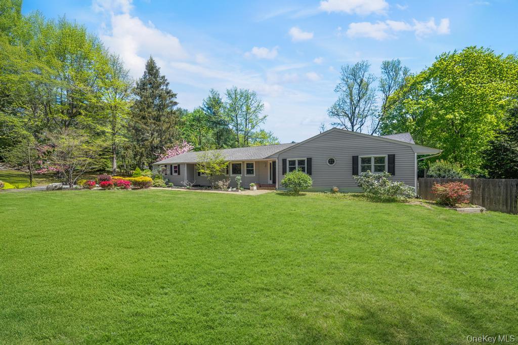 85 Meadow Glen Road, Fort Salonga, NY 11768