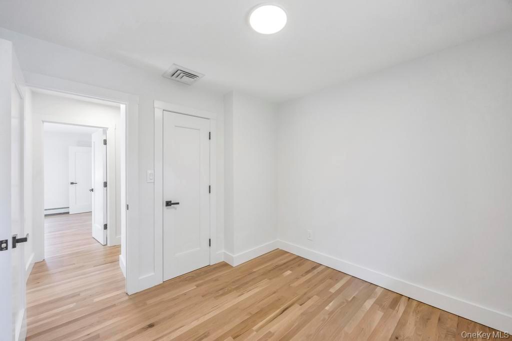 85 Meadow Glen Road, Fort Salonga, NY 11768