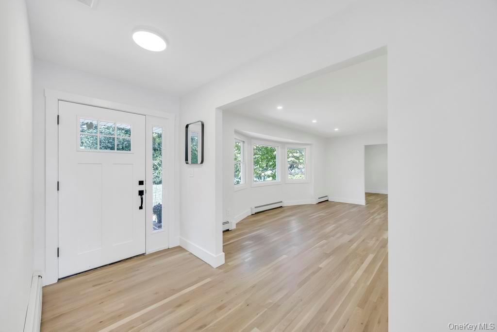 85 Meadow Glen Road, Fort Salonga, NY 11768