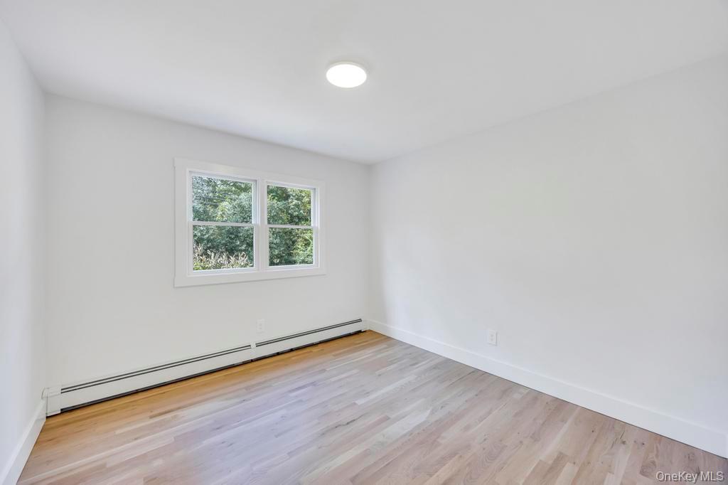 85 Meadow Glen Road, Fort Salonga, NY 11768