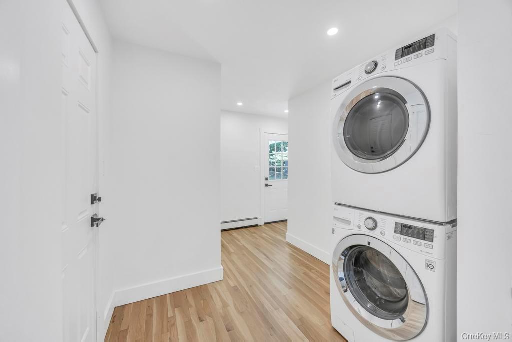 85 Meadow Glen Road, Fort Salonga, NY 11768