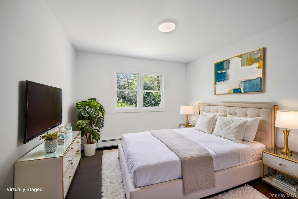 85 Meadow Glen Road, Fort Salonga, NY 11768