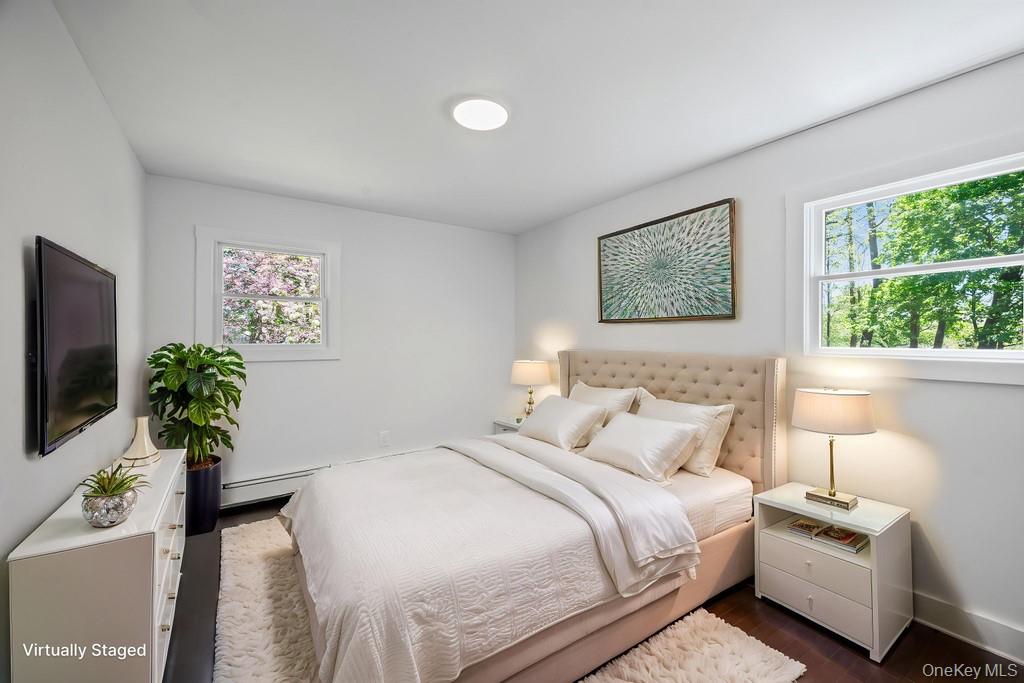 85 Meadow Glen Road, Fort Salonga, NY 11768