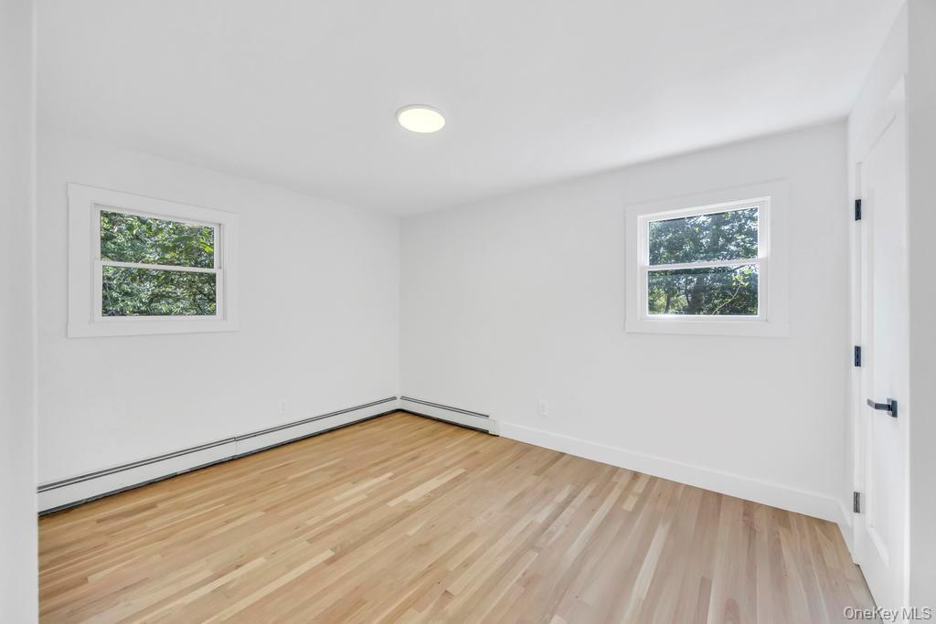 85 Meadow Glen Road, Fort Salonga, NY 11768