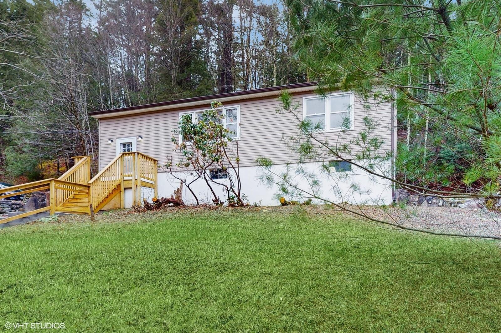 736 State Route 55, Napanoch, NY 12458