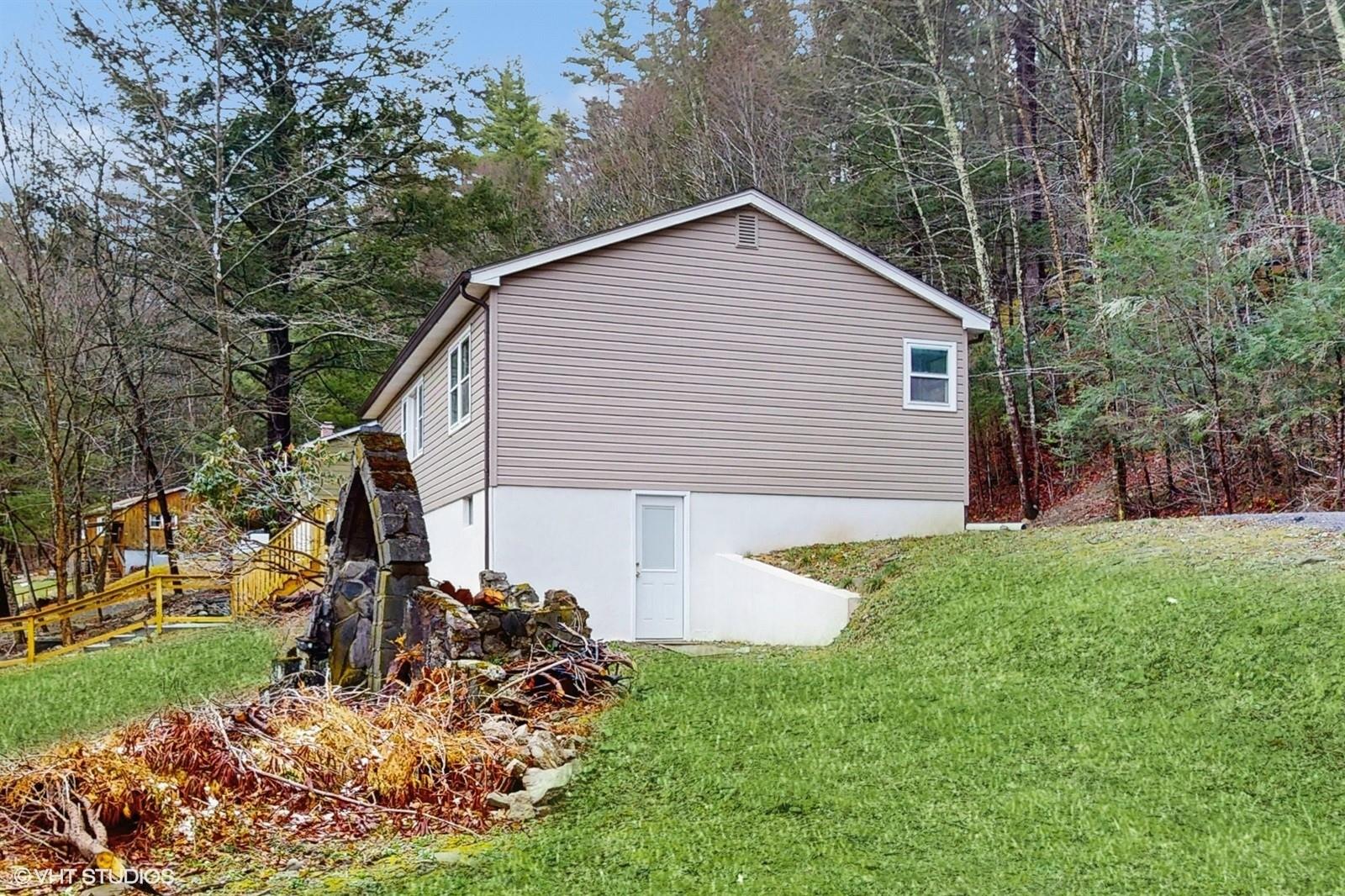 736 State Route 55, Napanoch, NY 12458