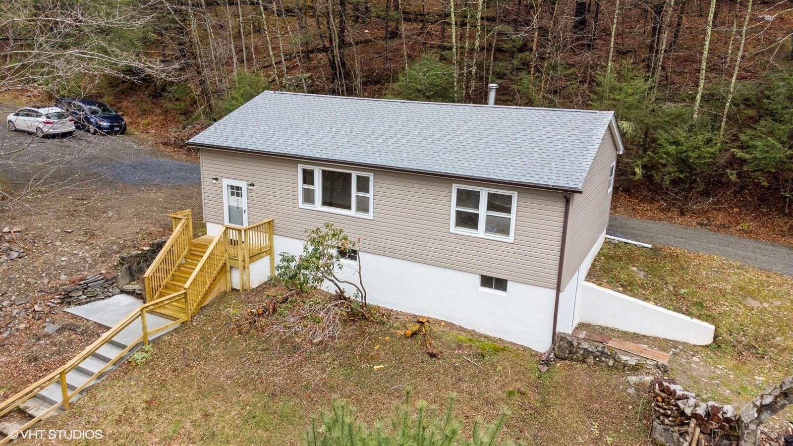 736 State Route 55, Napanoch, NY 12458